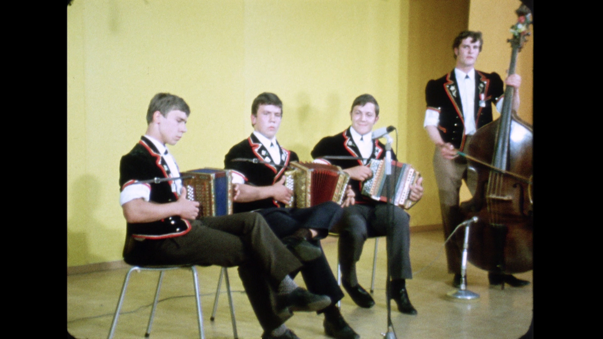 «Schweizer Volksmusik 3-2021» (www.vsv-asmp.ch)