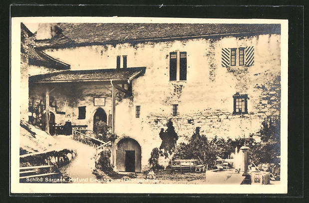 Nach 1900 wurde das Schloss erstmals umfassend restauriert.