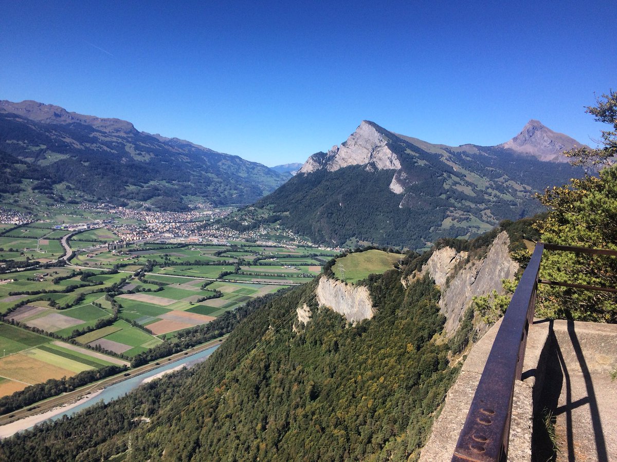 um 2020: Vom Fläscherberg aus