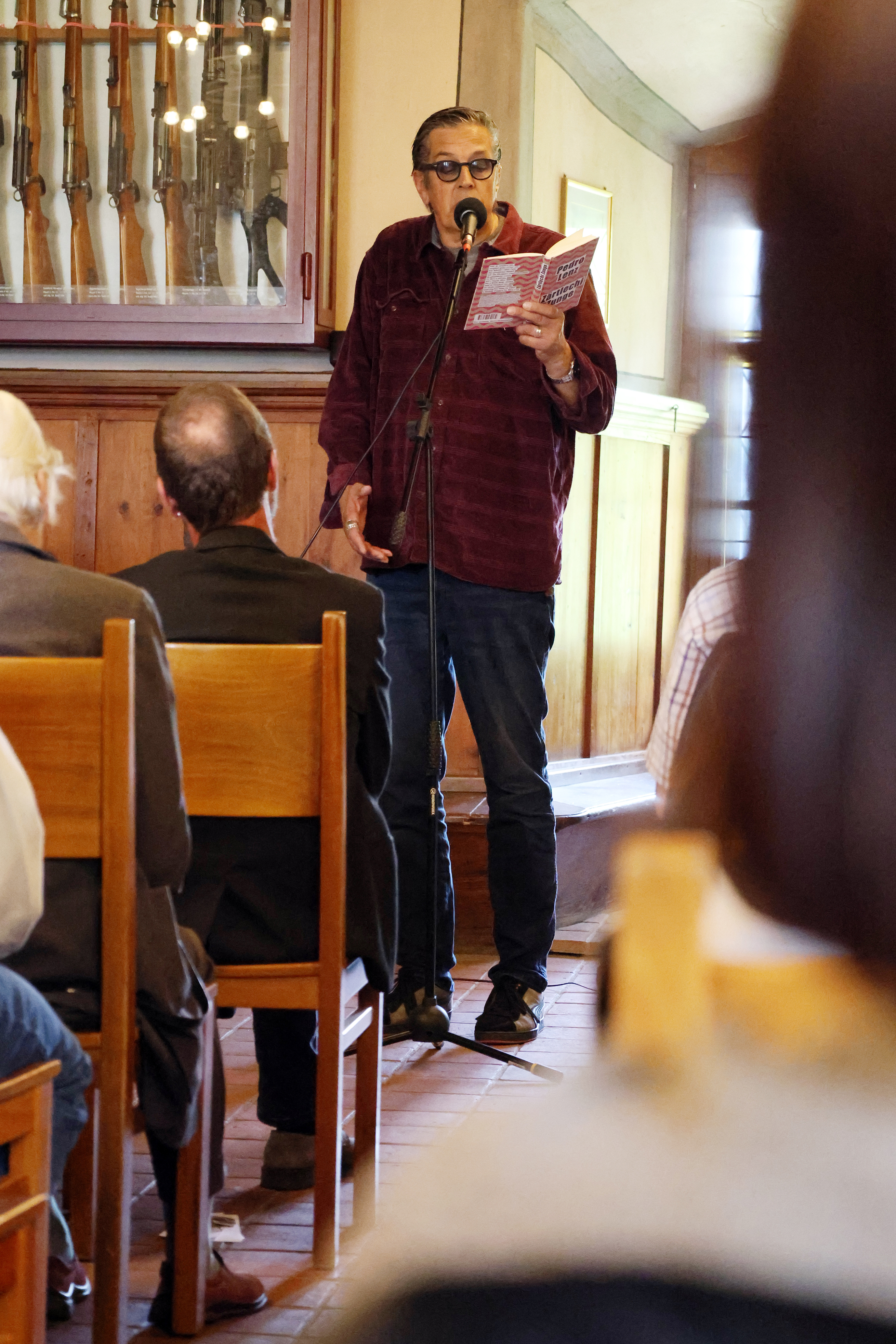 Pedro Lenz liesst aus seinem neusten Buch "Zärtlechi Zunge".