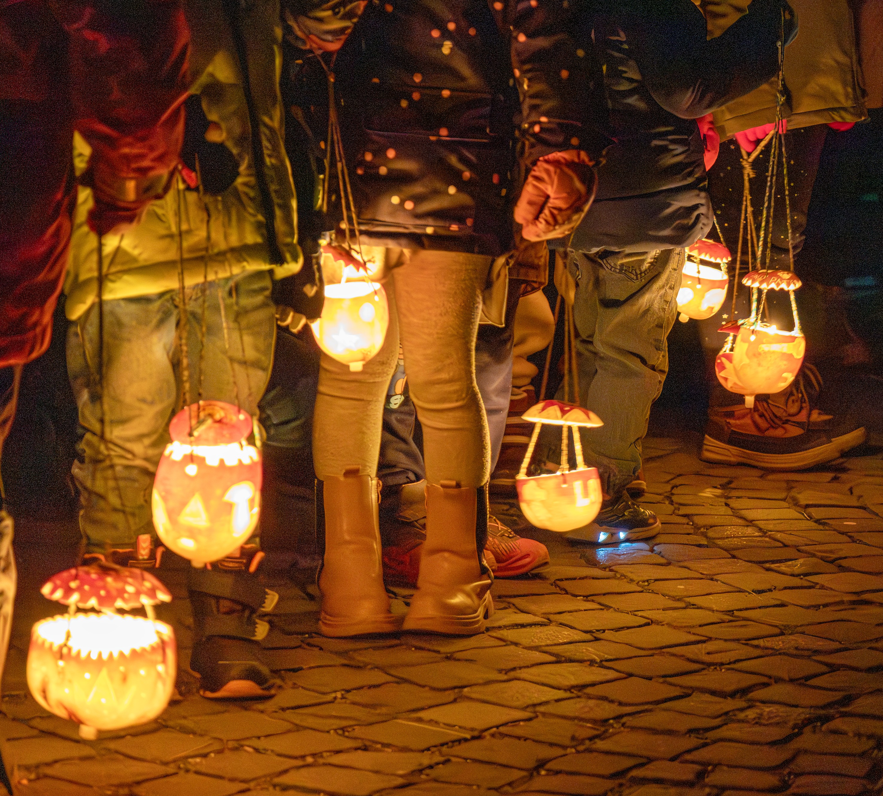 "I gang mit miner Laterne": Der traditionelle Räbeliechtliumzug ist ein Publikumsmagnet.