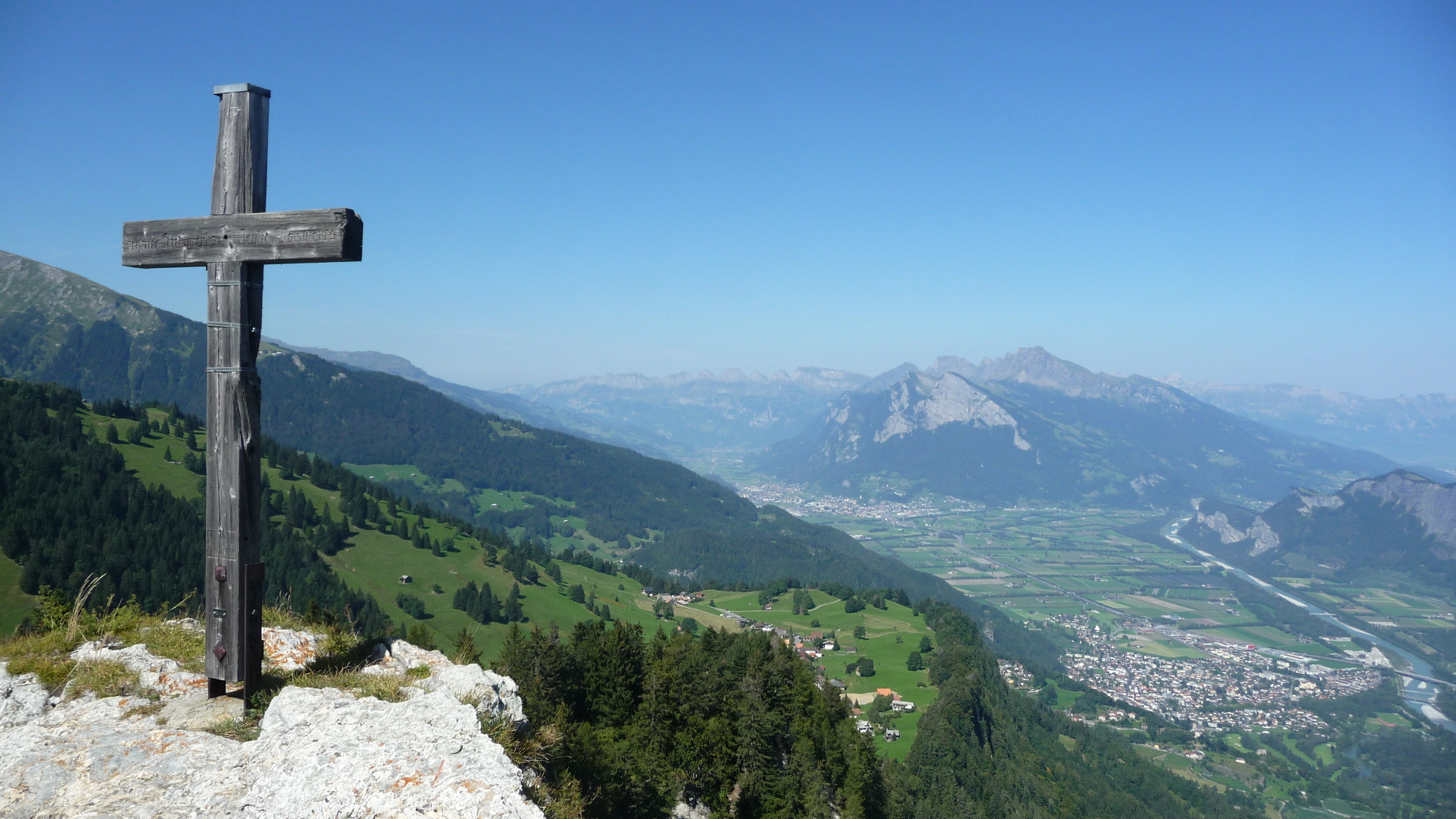 um 2020: Vom Piz Alun aus