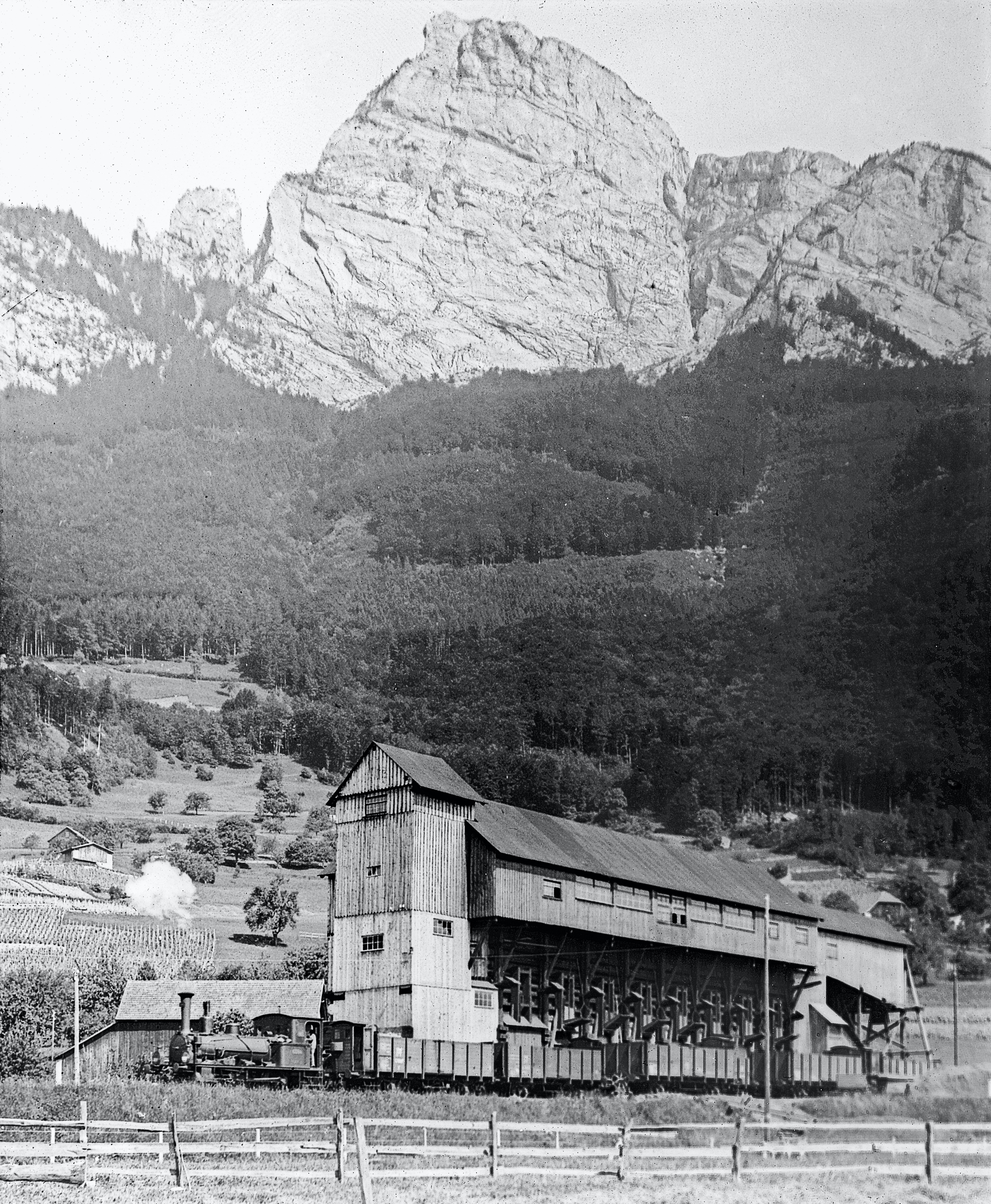 Man nennt es "Schotti" und eigentlich ist es kein Gebäude, sondern eine umhüllte Maschine.