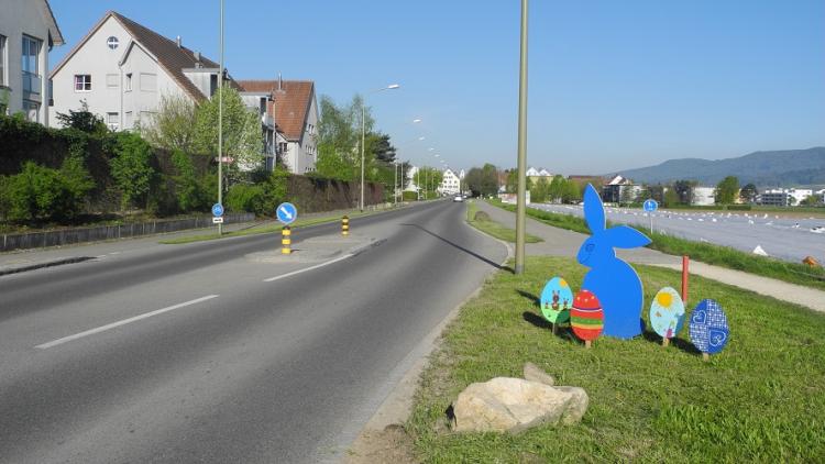 Osterei-Dekoration in Dällikon