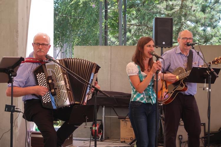 Sommermusiks am See mit den Ägeriseekrainer