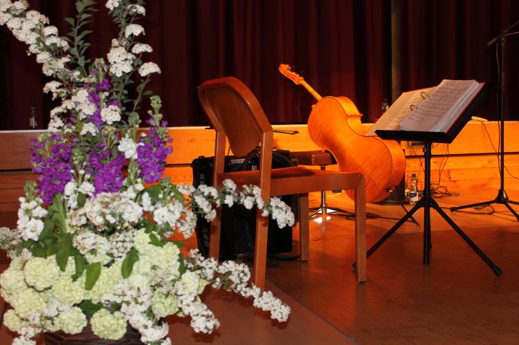 Kristina Fuchs präsentiert mit drei Musikerkollegen ihr Programm «Röseligarte – chansons sauvages»