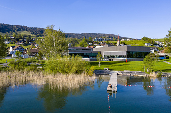 Ägeribad mit Sicht von aussen 