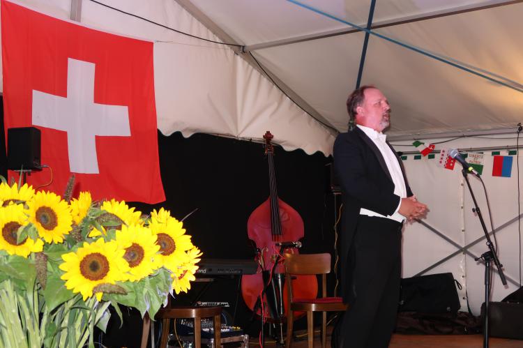 Tenor John Uhlenhopp