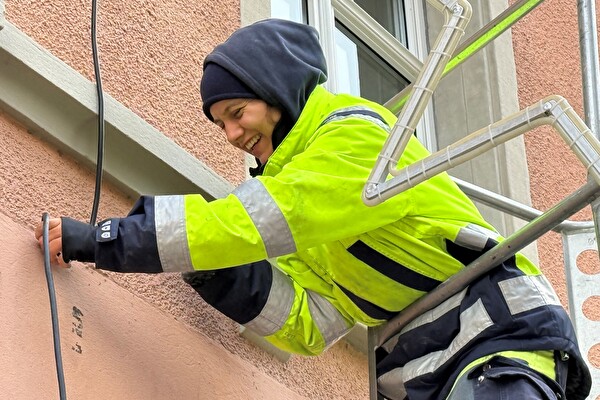 Montage Weihnachtsdeko Sterne Stadt