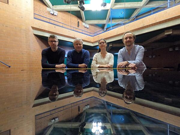 Creation du monde 1 farbig.JPG