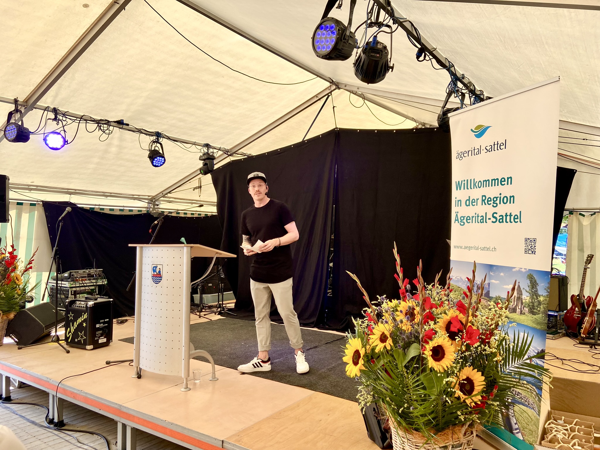 Dominique Marcel Iten begrüsst zum Ägeri Award und Sportlerehrung