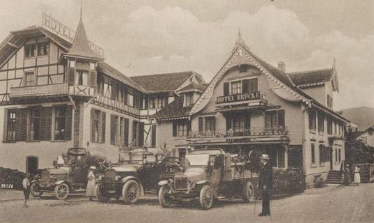 um 1910