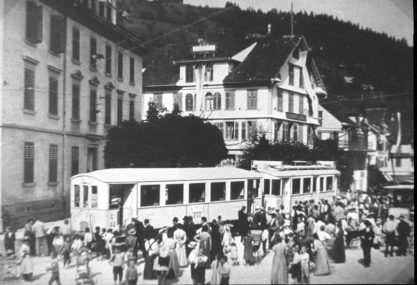 Erste Strassenbahn 1913