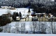 Dorfansicht von Norden mit Kirche