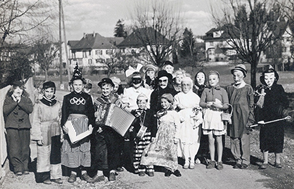 Kinderfasnacht 1954, Foto Quelle AltOberwil