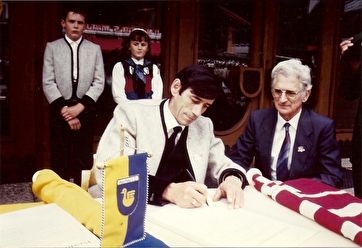 Akt der Verschwisterung vor 25 Jahren