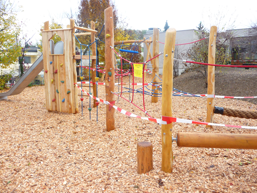 Neu gestalteter Spielplatz