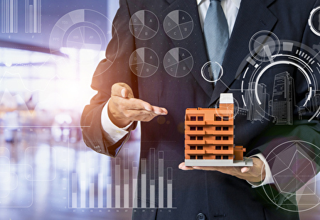 Immobilien und Bauland