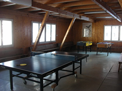 chalet et place accessible aux cars