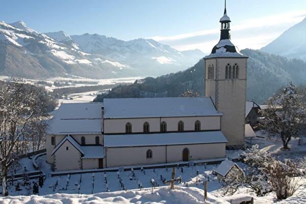 Eglise enneigée