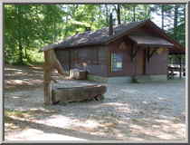 Aussenbereich des Waldhauses 