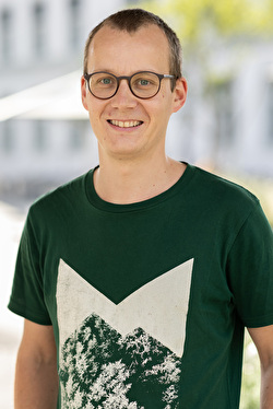 Bernhard Zwahlen