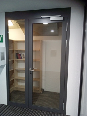 bücherschrank
