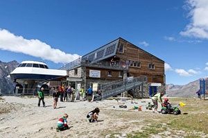 Bergstation Plattjen mit dem Restaurant