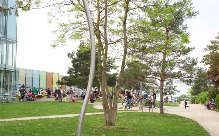 Autour de l'école de Cressy