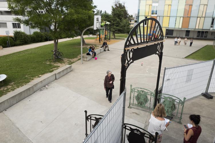 Préau de l'école de Cressy