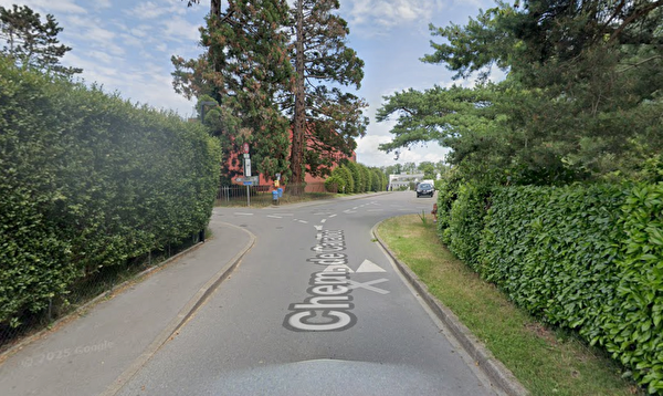 Carrefour Ch. de Carabot / Ch. des Suzettes