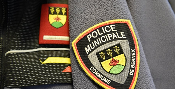 POLICE MUNICIPALE