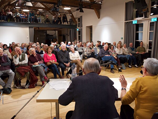 Conférence L'histoire mondiale de Confignon