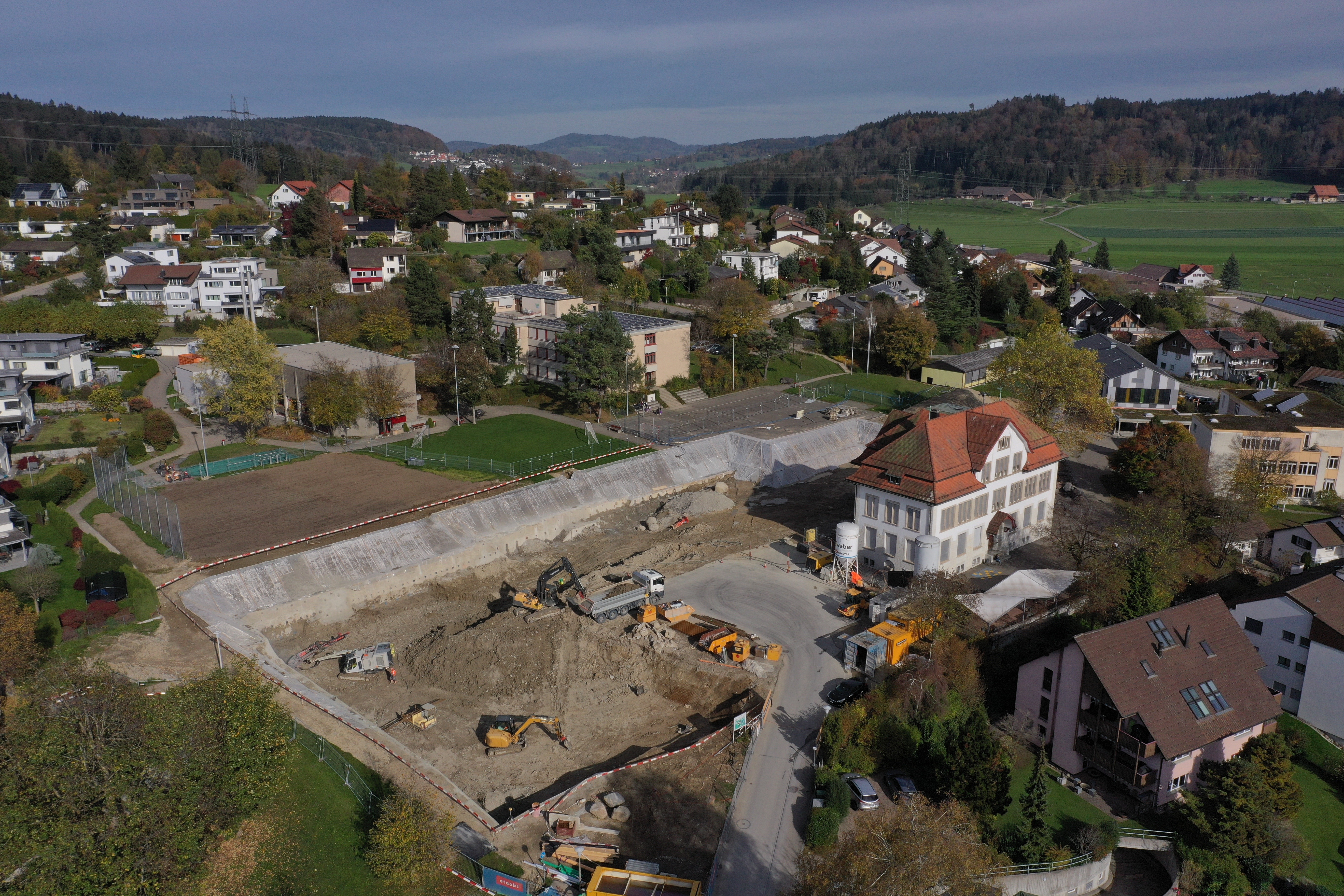 Baustelle neue Sporthalle am 31.10.22