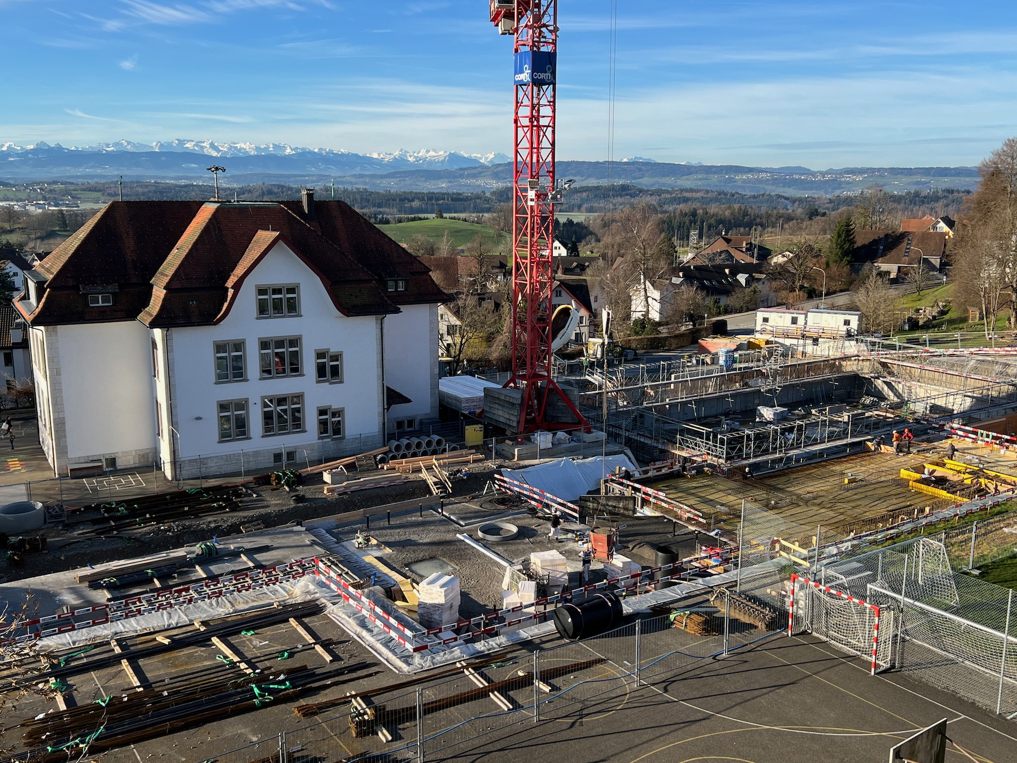 Baustelle neue Sporthalle am 16. März 2023