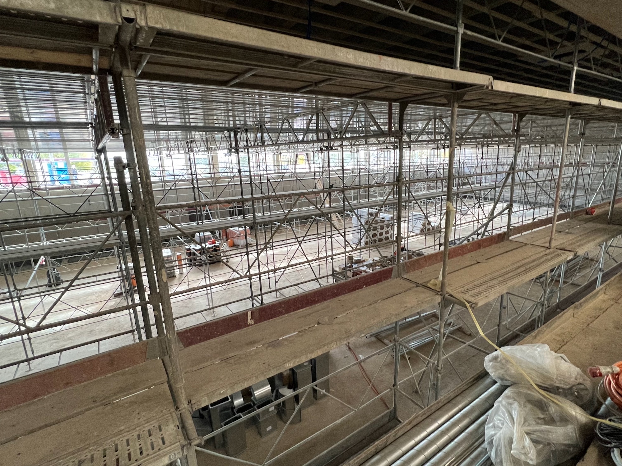 Blick von der Galerie zur Halle am 27.10.23