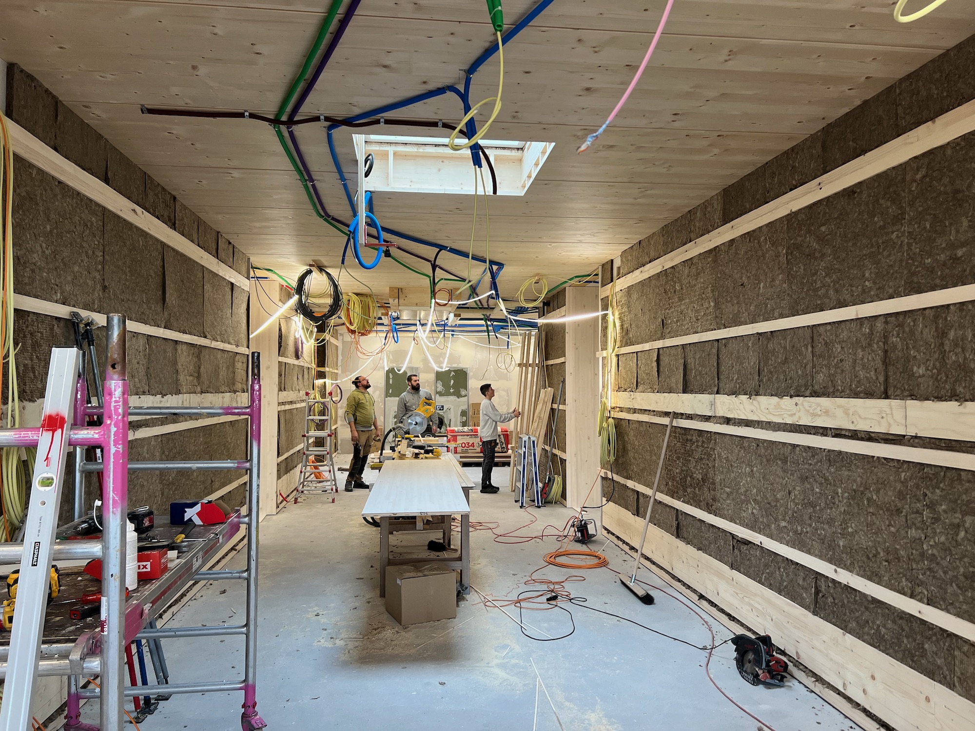 Innenausbau Schulräume, 8. 2. 23