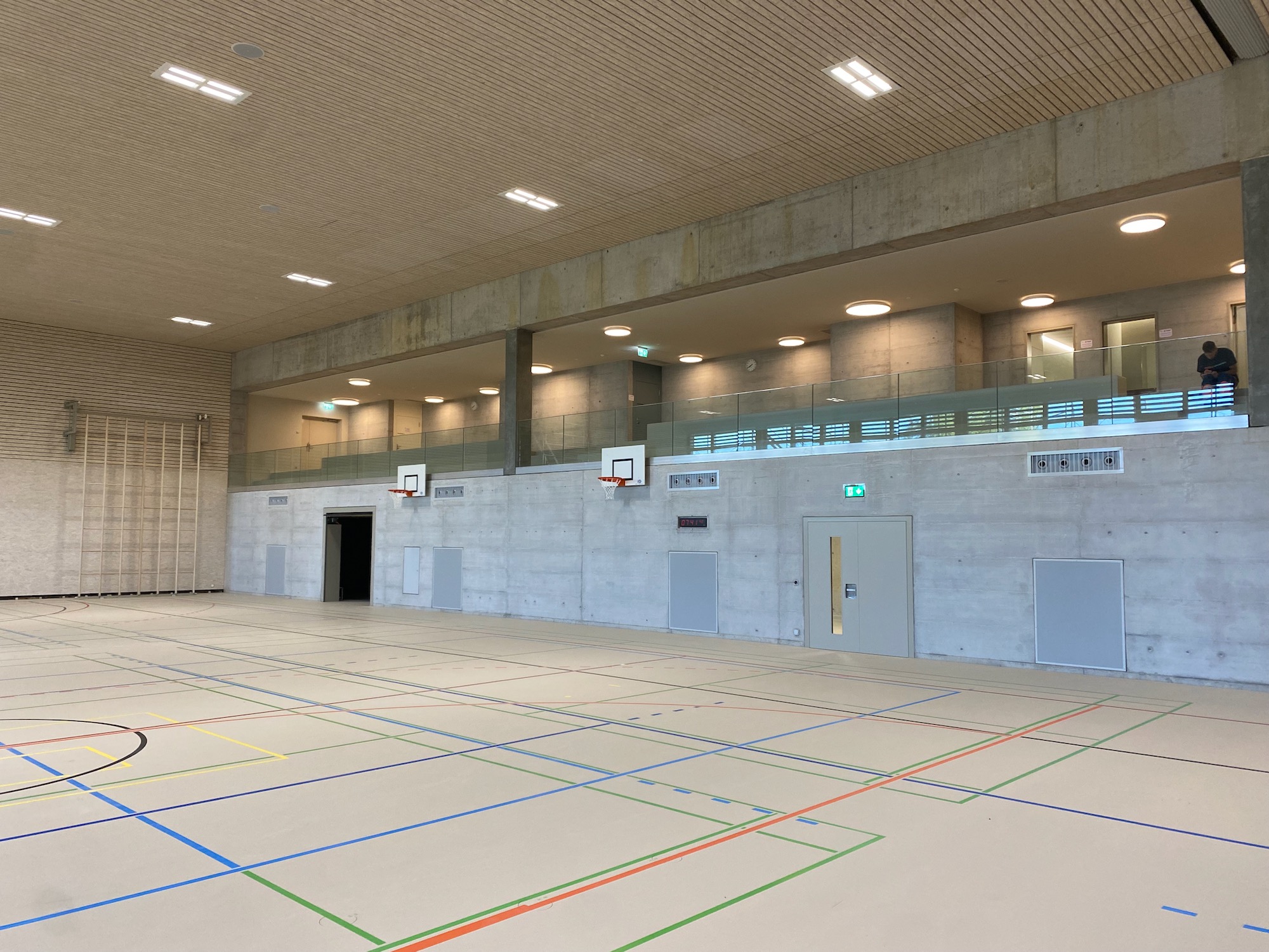 Blick in die Halle, 25.6.24