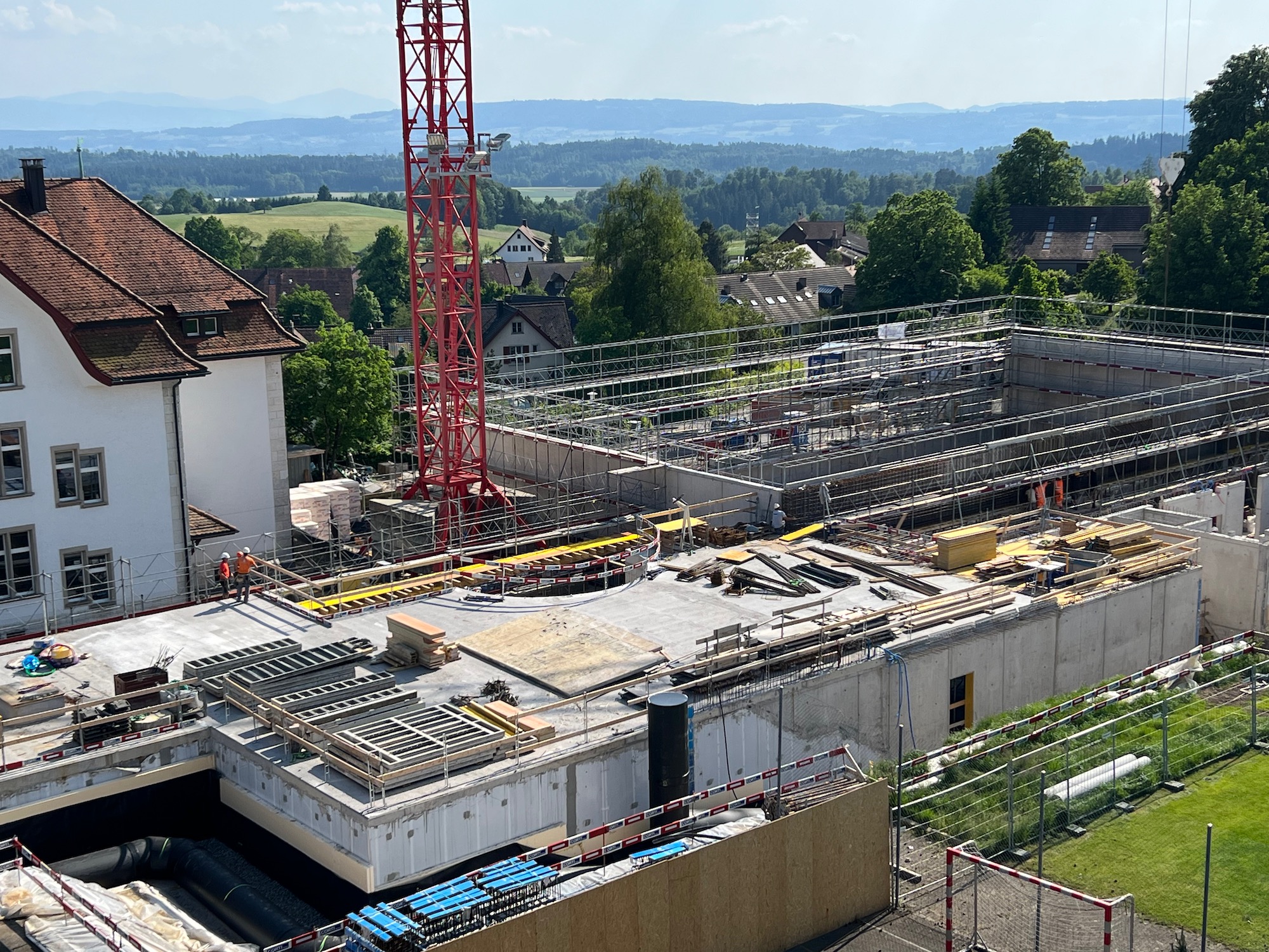 Baustelle neue Sporthalle am 30. Mai 2023