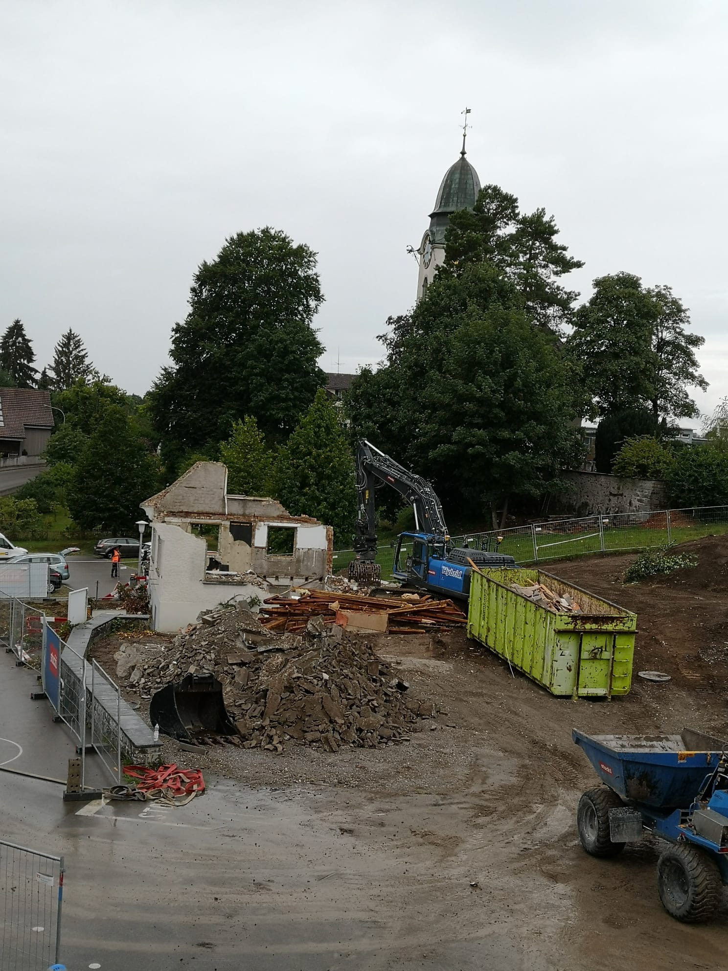 Abbruch während den Sommerferien im Juli 2022