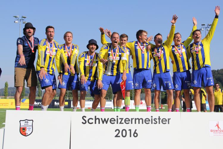 Faustball Wigoltingen wird Schweizermeister 2016 NLA