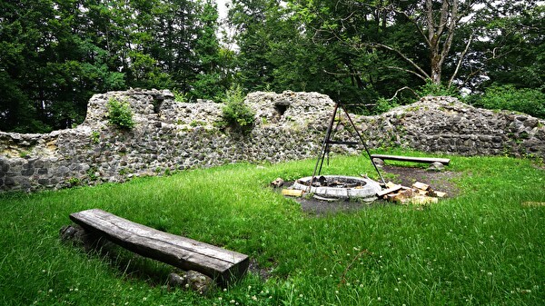 Grillstelle in der Rosenburg.