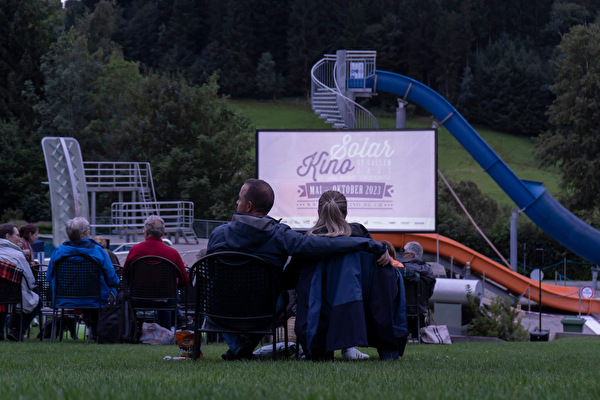 Am 25. und 27. Juli lockt das Open-Air-Kino ins Freibad Sonnenberg.