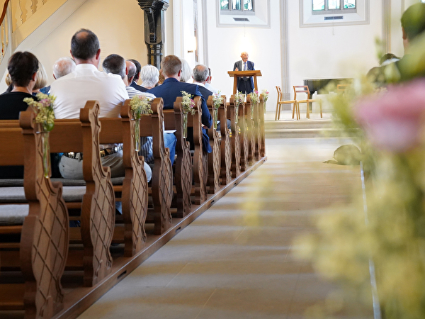 Feier 50 Jahre Einwohnerrat in der Dorfkirche mit Hans-Rudolf Merz.