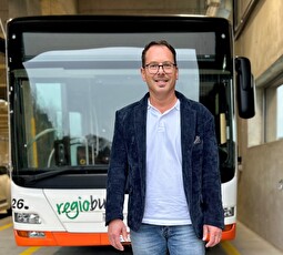 Samuel Knöpfel im Busdepot im Neubau am Bahnhofplatz.