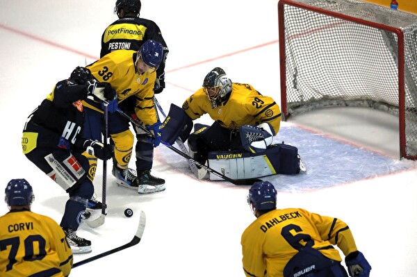 Im letzten Jahr traten Davos, Ambri-Piotta und Adler Mannheim gegeneinander an.