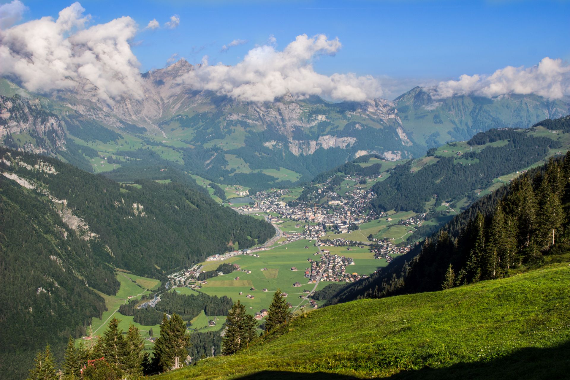 Blick von der Führenalp Richtung Engelberger Dorf
