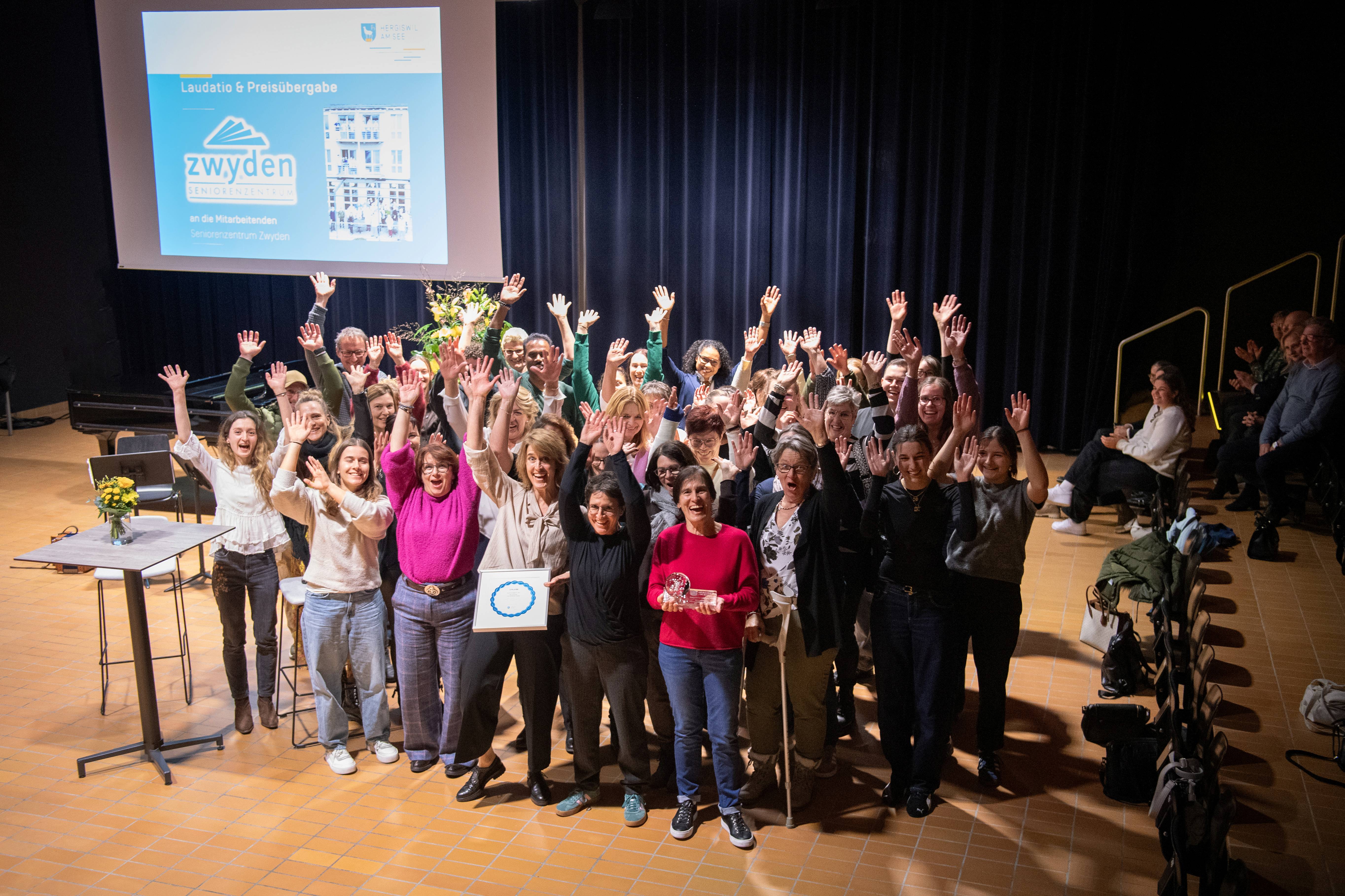 Die Mitarbeitenden des Seniorenzentrum Zwyden
