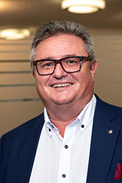 Bernard Hosang