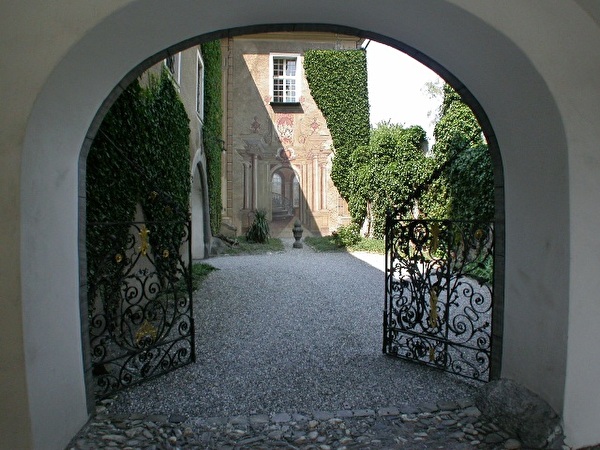 Schloss Salenegg